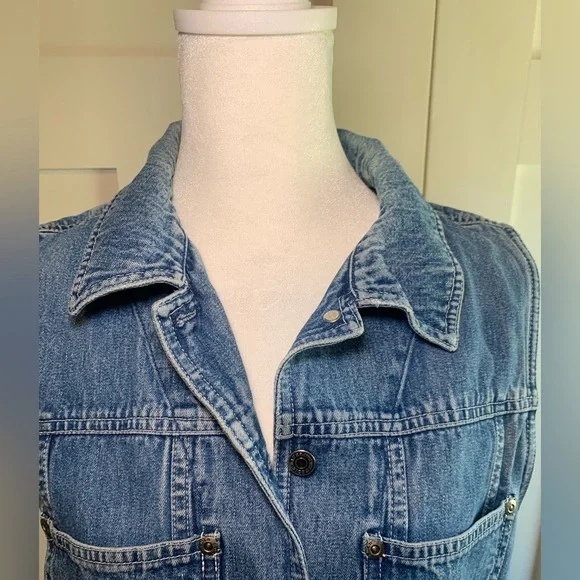 Vintage Eddie Bauer Denim vest  Size medium - Picture 2 of 9